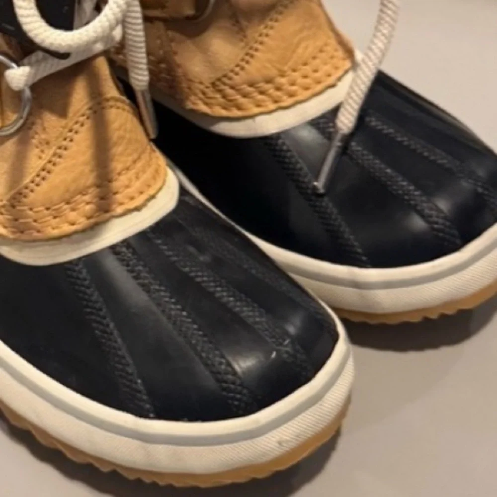 NWT Sorel‎ Joan of Arctic Waterproof Winter Snow Boots HARD TO FIND Gift Classic